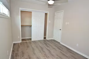 1725 Avenue O, Galveston, TX 77550 - Photo 11