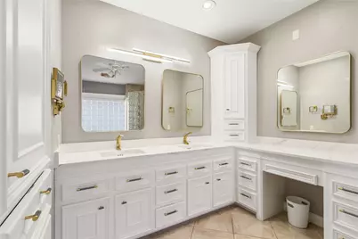 11 Villas Ways Drive, Conroe, TX 77356 - Photo 21