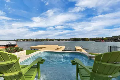 11 Villas Ways Drive, Conroe, TX 77356 - Photo 1