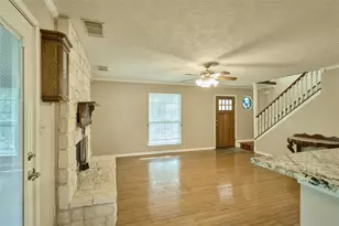 10289 Crescent Dr, Montgomery, TX 77316 - Photo 3