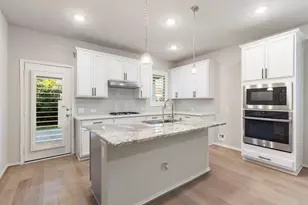 549 Timber Voyage Ct, Conroe, TX 77304 - Photo 13