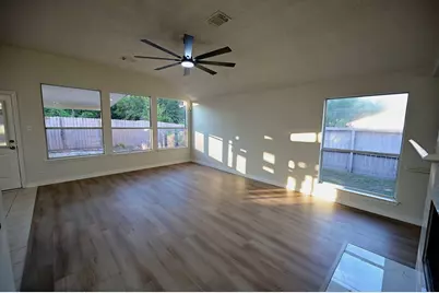 4507 Bridgevillage Drive, Spring, TX 77373 - Photo 5