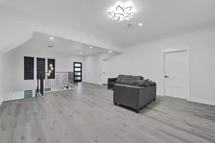 13610 Carmilenda St, Houston, TX 77037 - Photo 29