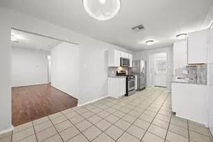 2746 Grahamwood Ln, Houston, TX 77047 - Photo 7