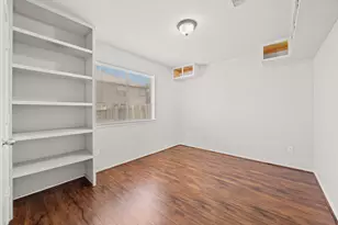 2746 Grahamwood Ln, Houston, TX 77047 - Photo 13