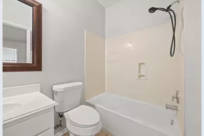 2746 Grahamwood Lane, Houston, TX 77047 - Photo 17