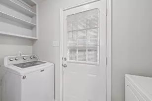 2746 Grahamwood Ln, Houston, TX 77047 - Photo 11