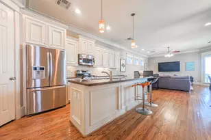 1126 W 17th St, Houston, TX 77008 - Photo 7