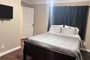 6335 Tall Willow Dr, Houston, TX 77088 - Photo 15