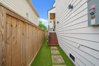 816 E 38th St #C, Houston, TX 77022 - Photo 31