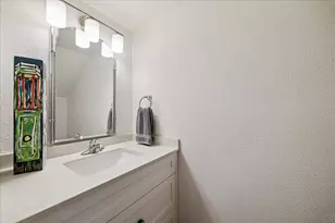 701 Bering Dr, Houston, TX 77057 - Photo 13