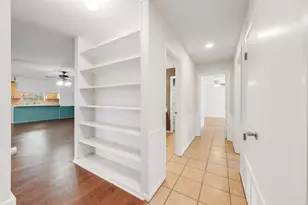 1112 Swanson Dr, Palestine, TX 75801 - Photo 9
