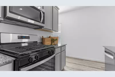 4034 Bronco Station, League City, TX 77573 - Photo 9