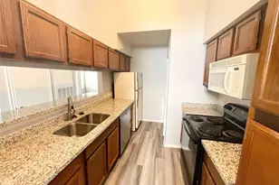 14550 Fonmeadow Dr, Houston, TX 77035 - Photo 5