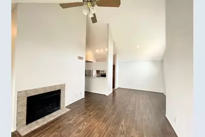 14550 Fonmeadow Drive #806, Houston, TX 77035 - Photo 3