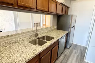 14550 Fonmeadow Dr, Houston, TX 77035 - Photo 7