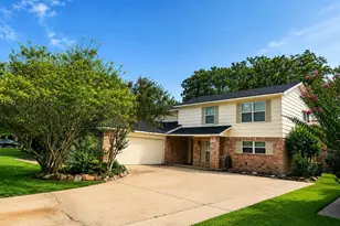 3111 W Creek Club Dr, Missouri City, TX 77459 - Photo 1