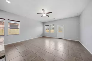 13306 Hickory Springs Ln, Pearland, TX 77584 - Photo 5