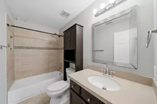 13306 Hickory Springs Ln, Pearland, TX 77584 - Photo 9