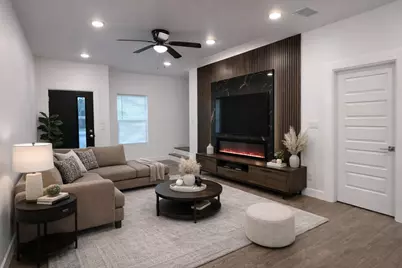 8141 Jeffery Street, Houston, TX 77028 - Photo 3