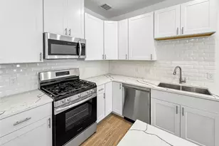 8141 Jeffery St, Houston, TX 77028 - Photo 9