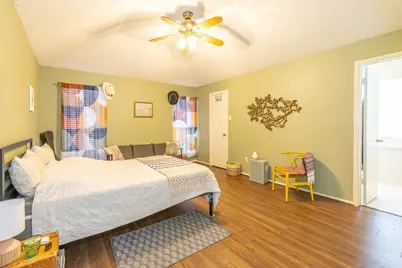 421 Indianmeadow Drive, League City, TX 77573 - Photo 13