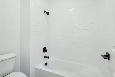 29426 Meadowcreek Hill Drive, Waller, TX 77484 - Photo 17