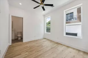 1034 W 17th St St, Houston, TX 77008 - Photo 13