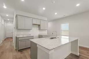 9 Riverwood Circle Ct, Angleton, TX 77515 - Photo 11