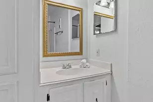 6517 Wanda Ln, Houston, TX 77074 - Photo 25