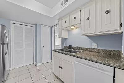 6517 Wanda Lane, Houston, TX 77074 - Photo 9