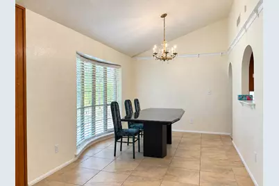 8831 Hendon Ln, Houston, TX 77036 - Photo 11