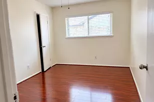 8831 Hendon Ln, Houston, TX 77036 - Photo 17