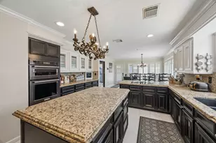 2121 Kildare Dr, Pearland, TX 77581 - Photo 3