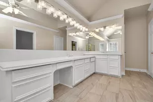 4727 Cashel Castle Dr, Houston, TX 77069 - Photo 13