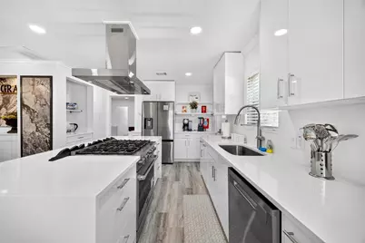 5032 Madalyn Lane, Houston, TX 77021 - Photo 15