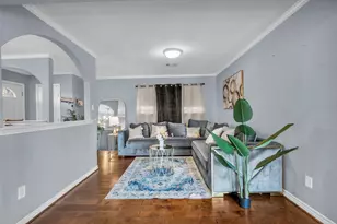 10730 Filey Ln, Houston, TX 77013 - Photo 3