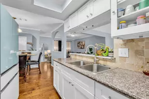 10730 Filey Ln, Houston, TX 77013 - Photo 9