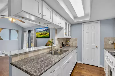 10730 Filey Lane, Houston, TX 77013 - Photo 7