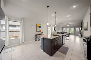 32018 Towering Birch Trl, Conroe, TX 77385 - Photo 5