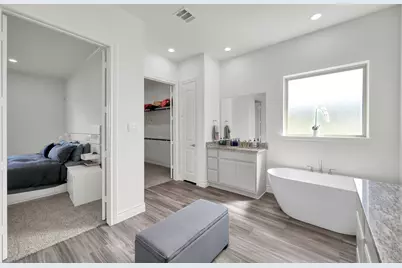 12226 Seagrape Lane, Conroe, TX 77304 - Photo 11