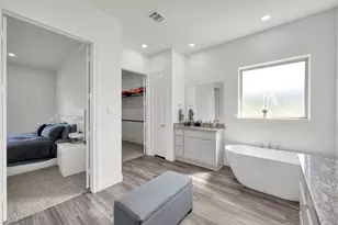 12226 Seagrape Ln, Conroe, TX 77304 - Photo 11