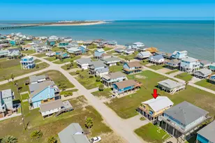 12910 Buccaneer Pkwy, Freeport, TX 77541 - Photo 5