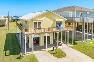 12910 Buccaneer Pkwy, Freeport, TX 77541 - Photo 7