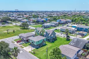 1728 69th St, Galveston, TX 77551 - Photo 41