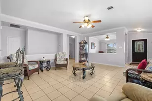 3132 Cambridge Meadows Ln, League City, TX 77539 - Photo 5