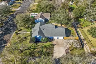 802 18th Ave N, Texas City, TX 77590 - Photo 23