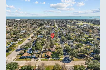 802 18th Avenue N, Texas City, TX 77590 - Photo 25