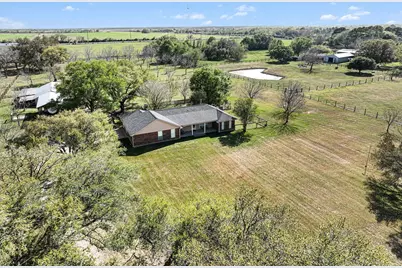 21503 Pecan Bend Road, Damon, TX 77430 - Photo 5