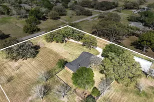 21503 Pecan Bend Rd, Damon, TX 77430 - Photo 45